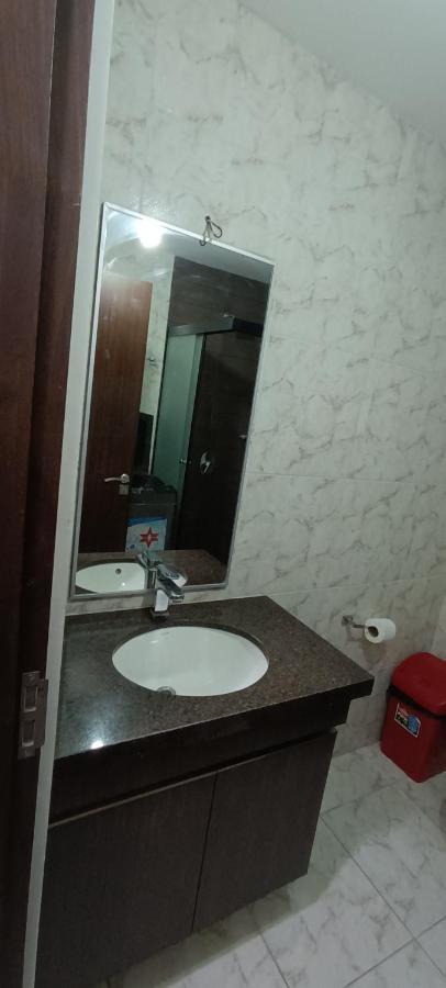 דירות סנטה קרוז דה לה סיירה Departamentoo Nuevo Amoblado Cerca A Uagrm, Con Excelente Vista מראה חיצוני תמונה